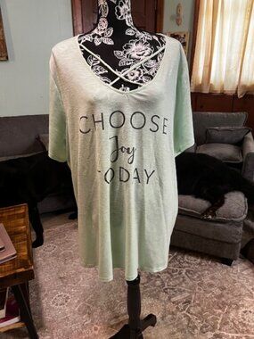 Choose Joy Tee